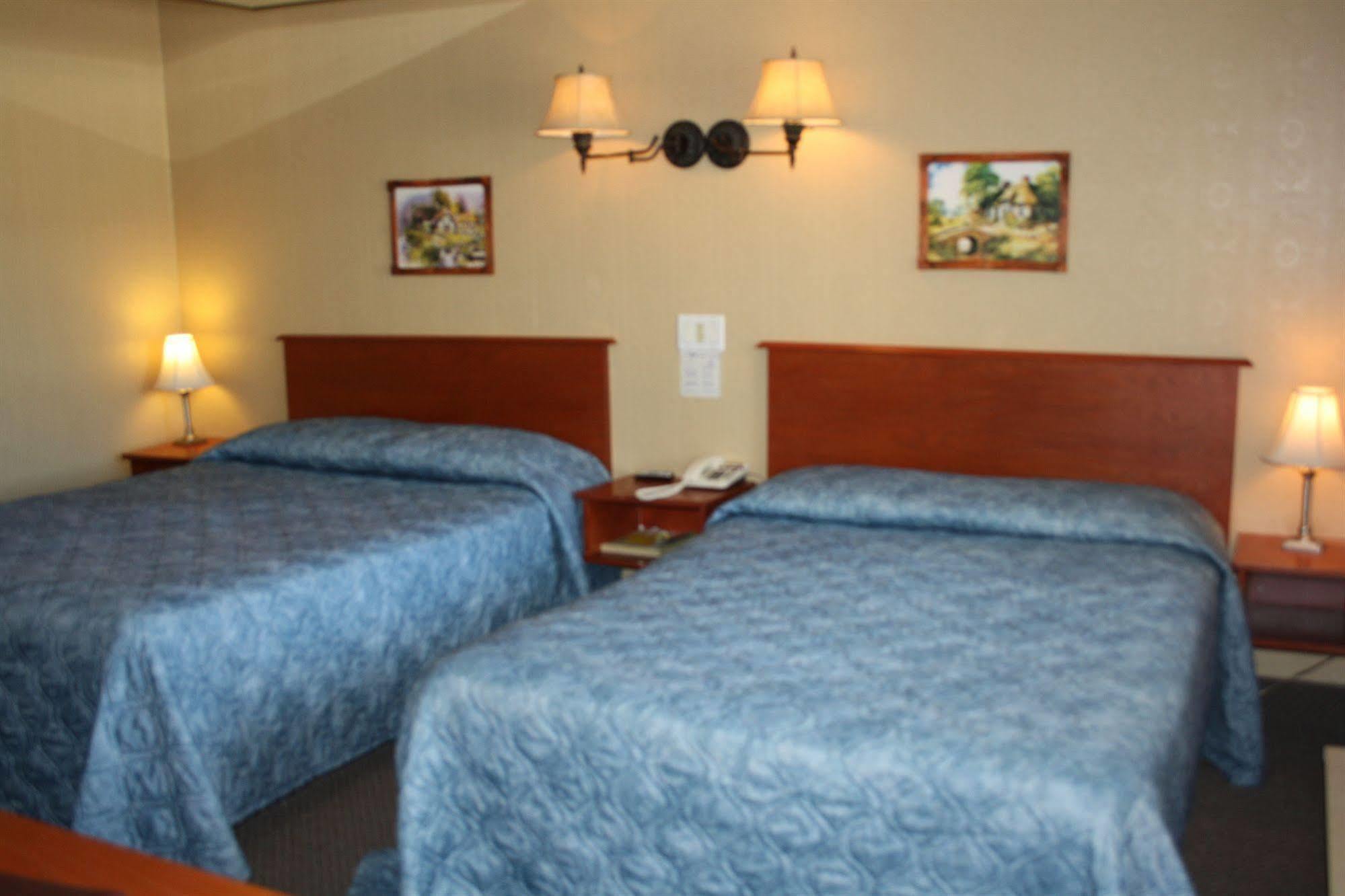 Au Doc Motel Repentigny Exterior photo